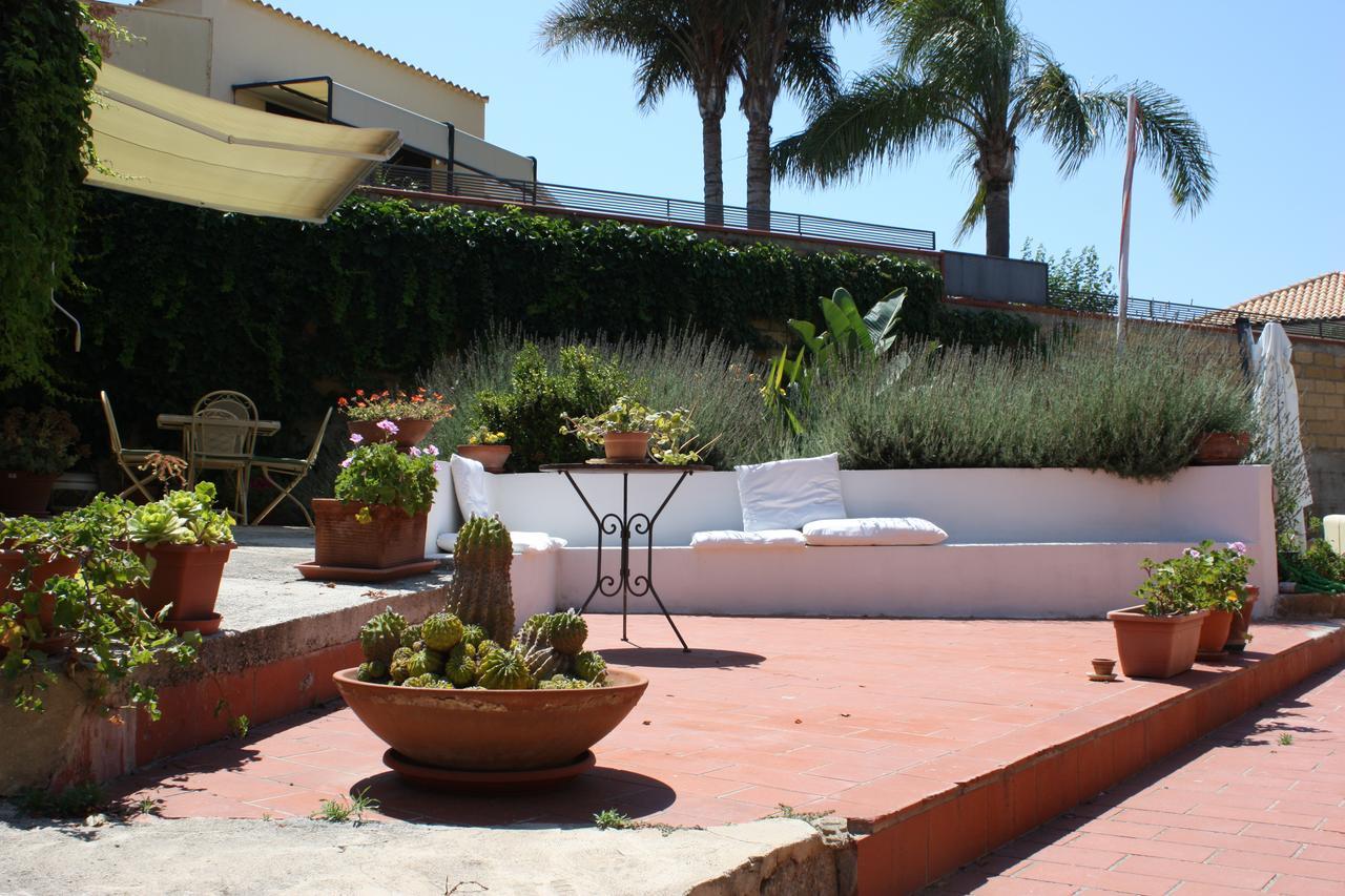 B&B La Casetta Degli Aranci Agrigento Bagian luar foto